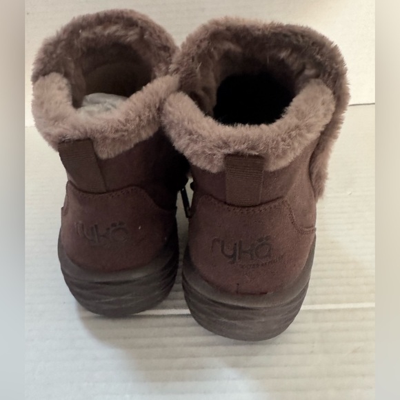 NEW Ryka Amaze Brown Faux Fur Ankle Booties Women’s Shoes Boots‎ Lightweight 5.5 - Picture 2 of 7